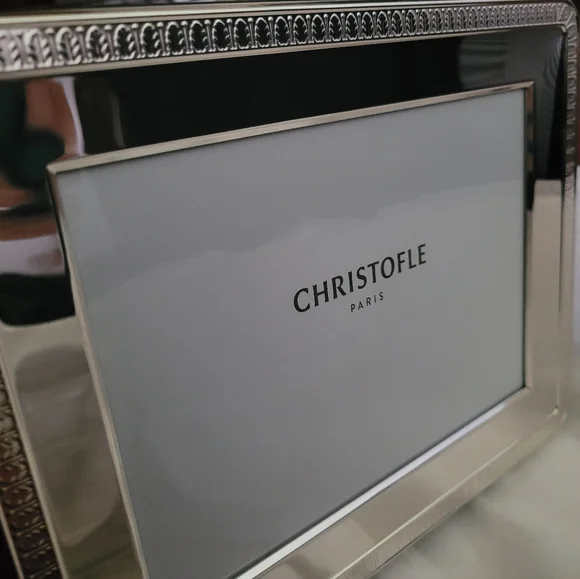 Cristofle Malmaison Silver-Plated 4x6 Picture Frame